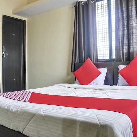 Hotel O Infinity Inn Нагпур Екстериор снимка
