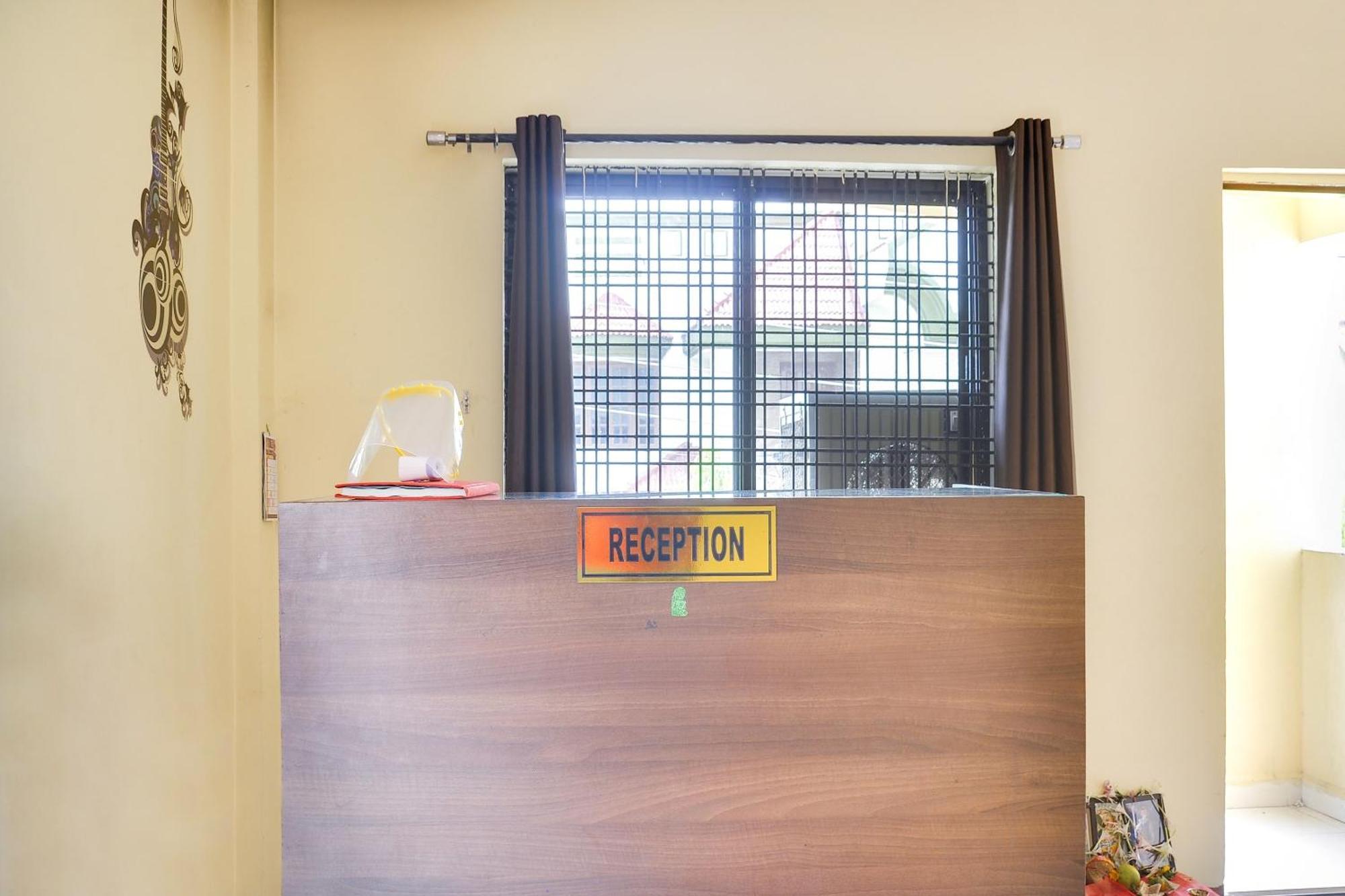 Hotel O Infinity Inn Нагпур Екстериор снимка