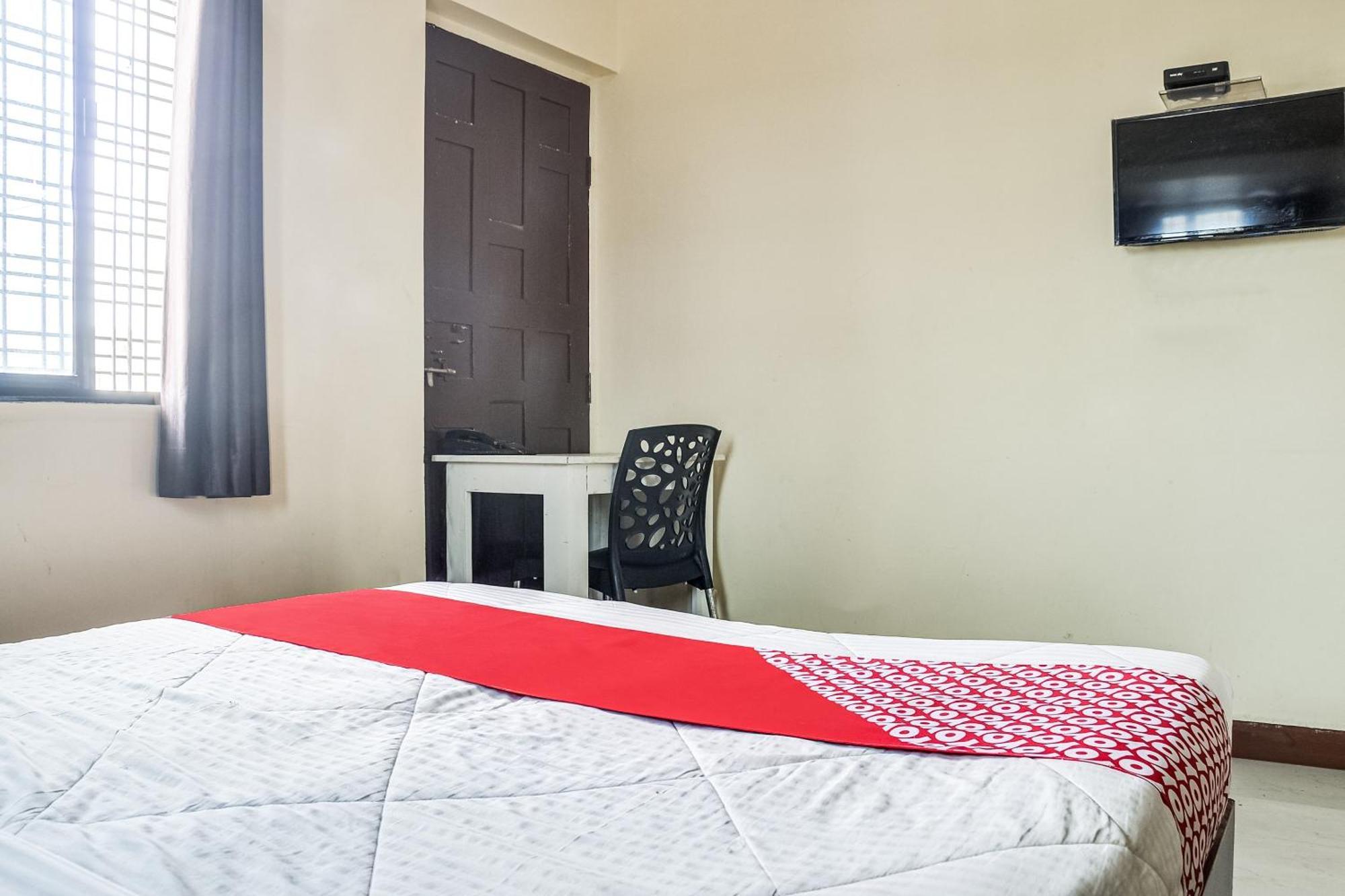 Hotel O Infinity Inn Нагпур Екстериор снимка