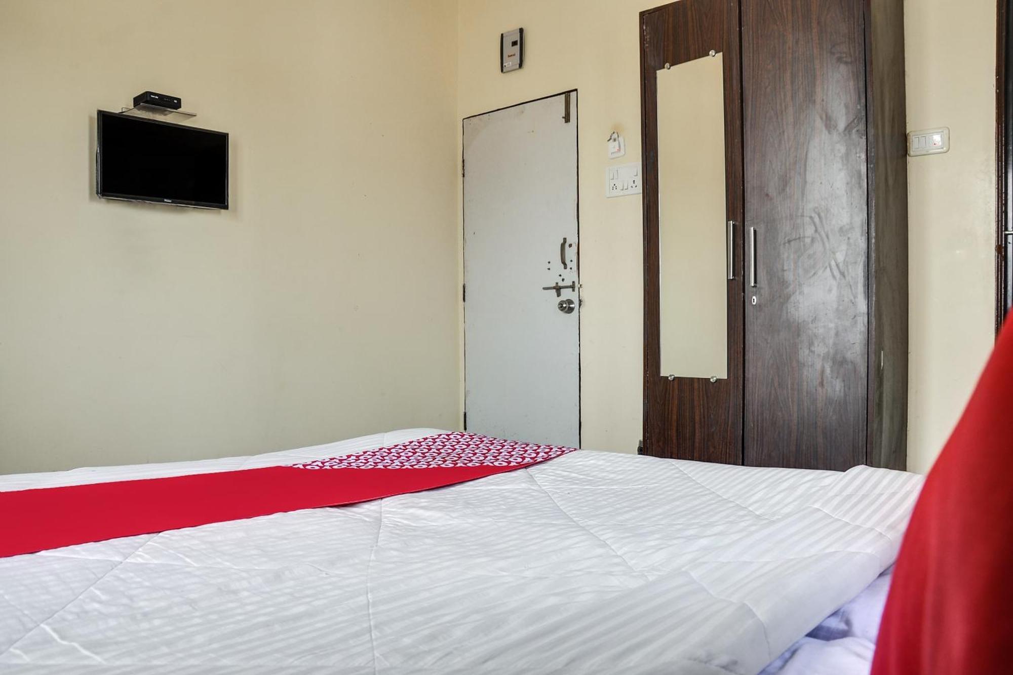 Hotel O Infinity Inn Нагпур Екстериор снимка